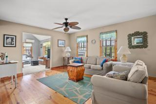 Shady Side - Water access, screened porch! - 7