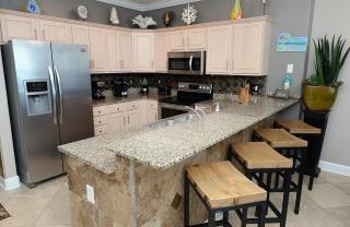 Stunning ocean front 2br 2ba free beach lounges rental - Panama City Beach - 4