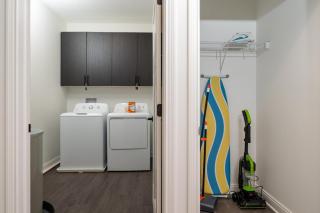 Sunrise Glow Spacious 2BR 2BA 2 King Beds Gym WFH - Whitestown - 9