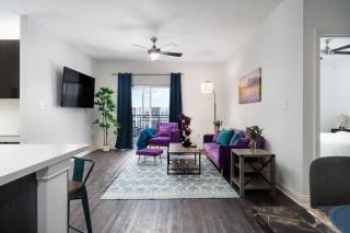 Purple Rain Spacious 2BR 2BA 2 King Beds Gym WFH - Whitestown - 7