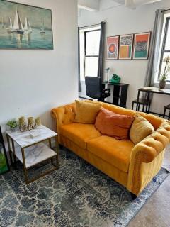 Sunny Modern Loft Montrose Beach Rooftop WFH Gym - 7