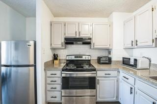 Legacy At Imperial Village 211 I 1 Bed 1 Bath - Richmond - 2