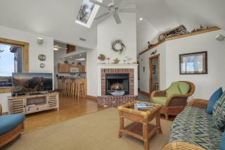 Shore Thing on Oyster Bay - Waterfront, Boat Dock! - 4