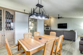 Spacious Holiday Island Escape with Deck and Gas Grill - 2