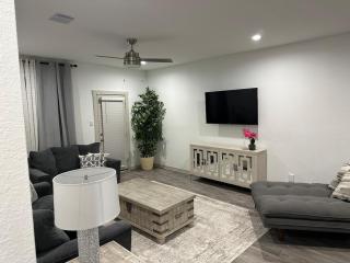 OlveraPlace - Houston - 8