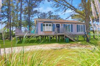 Southern Dream - Water views & screened porch! - 9