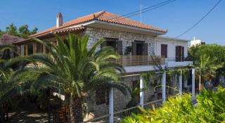 Ikia Luxury Homes - Gonia - 2