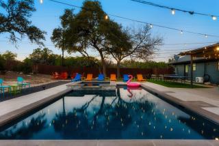 Heart of Lake Travis-Hot Tub&Pool-Black Light Room - 5