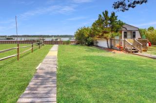 Southern Exposure - Waterfront with boat dock! - 5