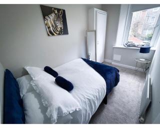 Strudel House - SJA Stays - Modern 1 Bed Apartment - Aberdeen - 5