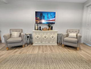 Stella del Mare - Charming home with relaxing porch! - 1