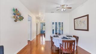 Close to Casey Key Nokomis Beach Pet Friendly Large Yard 1655 - 5