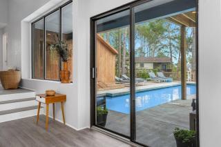 Sunrise Shore - Waterfront with private pool & hot tub! - Deep Hole - 4