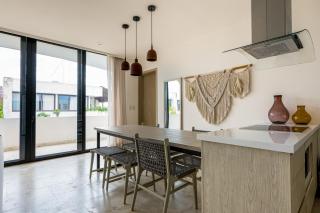 Anah Hunab 409 Sur - 2