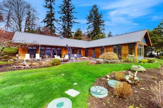 No-Bank Waterfront Stunner – Driftwood Compound on Fidalgo Island - 6