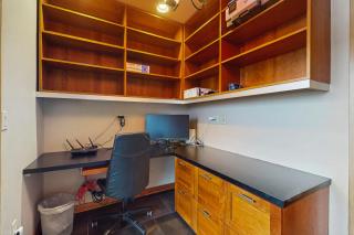 No-Bank Waterfront Stunner – Driftwood Compound on Fidalgo Island - Anacortes - 2