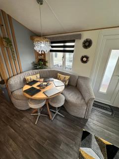 8 berth Waterside Ingoldmells V8 Santanavan 3 - Skegness - 9