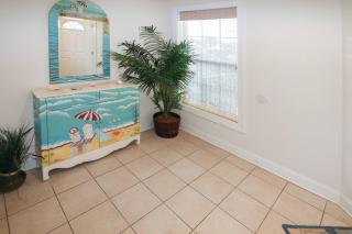 Sunset Bay Villa 208 - Pet friendly & includes a boat slip! - Chincoteague - 6
