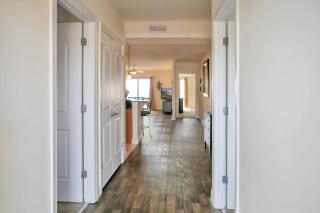 Sunset Bay Villa 212 - Pet friendly & waterfront view! - 7