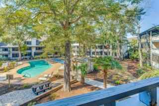 Steps to Myrtle Beach Condo with Pool Access - 8