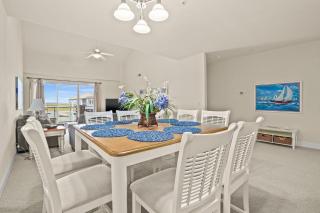 Sunset Bay Villa 312 - Waterfront & includes a boat slip! - 4