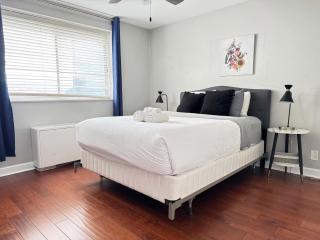 2BR Chic Downtown ATL Condo w Free Parking LM602 - Atlanta - 7