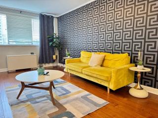 2BR Chic Downtown ATL Condo w Free Parking LM602 - Atlanta - 1
