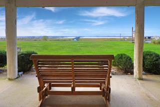 Sunset Dreams - Pet friendly, Waterfront, & shared dock! - - 7