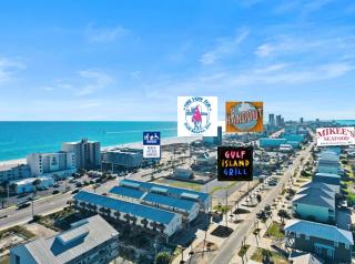 Spacious 2BR Condo with Pool Across from the Beach - Gulf Shores - 9