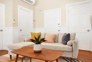 Comfortable Executive Rental by the Park Heated Pool Access 1393 - 9