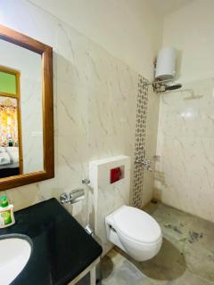 Haveli Gokul Niwas - - 3