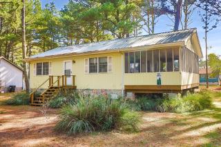 Tall Pines - Pet friendly with screened porch! - Deep Hole - 7