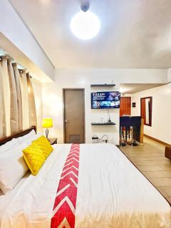 Condo Unit Across NAIA T3 & 5 mins to Runway Manila - Manila - 9
