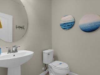 Theme Park Retreat - Lazy River, Pools, Mins to Theme Parks! - 1