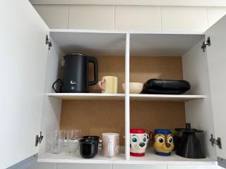 2 Quartos, Espaçoso e Completo, com Internet Wi-Fi e Garagem - Paranaguá - 3