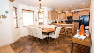 Tranquil Desert Lodge Kanab Luxury Vacation Home - Kanab - 5