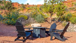 Tranquil Desert Lodge Kanab Luxury Vacation Home - 7