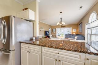 2 Mi to Broadway at the Beach Condo with Pool! - Myrtle Beach - 1