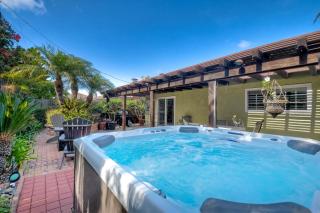 Hot Tub, Fire Pit, BBQ, Shuffleboard, Walk To Beach - Carlsbad - 3