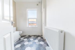 Spacious 3BR Accommodation in Barrow-in-Furness - Barrow in Furness - 1