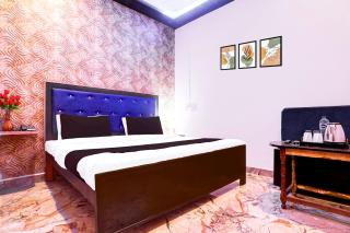 Hotel O S B Guest house - Varanasi - 9