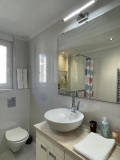 Hilton View Cozy Njegoseva Vracar Apartment - Sleeps 4 - 2