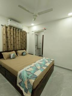 Ultra-Modern Fullt Furnished 2BHK Near JNTU Metro - Launched Just Now - Haiderabad - 7