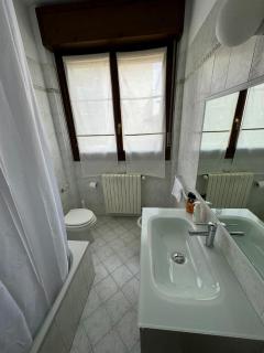 King Apartment Milano Bocconi - Milan - 3