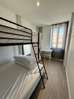 Appart 50M2 - 2 Chambres - Centre-Gare-Mer Plage à pied - 7