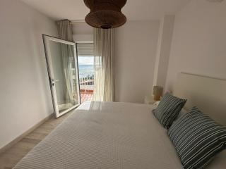 Benalmadena Beachside Apartment with parking - Benalmádena - 2