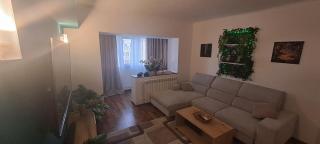 Apartament la malul marii strada Rozelor Etaj 4 - Mangalia - 1