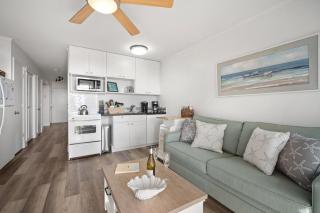 Ocean Front Condo with Private Water Front Balcony - Hilton Head Island - 5
