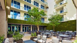 Direct Ocean view Condo Steps from the Beach - Hollywood - 3