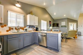 Deck and Mountain Views Cedar City Family Home! - 6